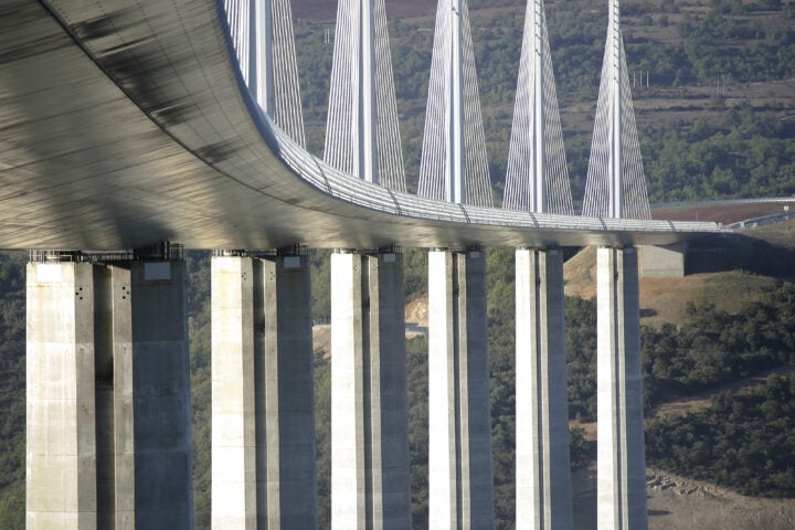 Bauwerksüberwachung des Viadukts von Millau durch Gantner Instruments