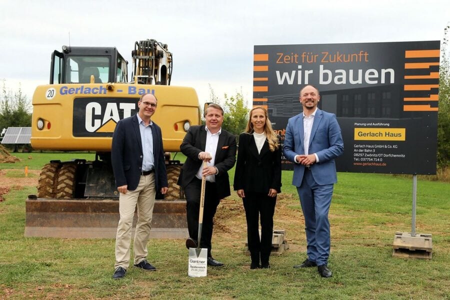 Gantner Instruments Environment Solutions feiert sein 10-jähriges Firmenjubiläum und beginnt mit einem Spatenstich für den Bau eines weiteren Firmengebäudes