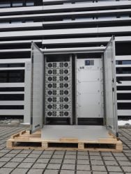 Outdoor cabinet with Air condition